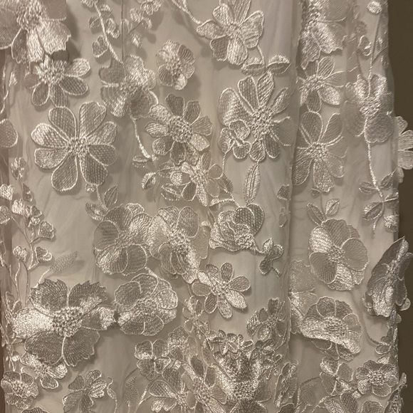 Lulus white flower dress! - Picture 2 of 5